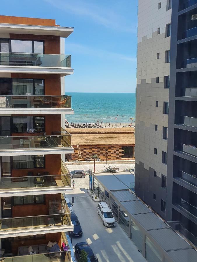 Black Sea Booking - Sky Navodari Ngoại thất bức ảnh