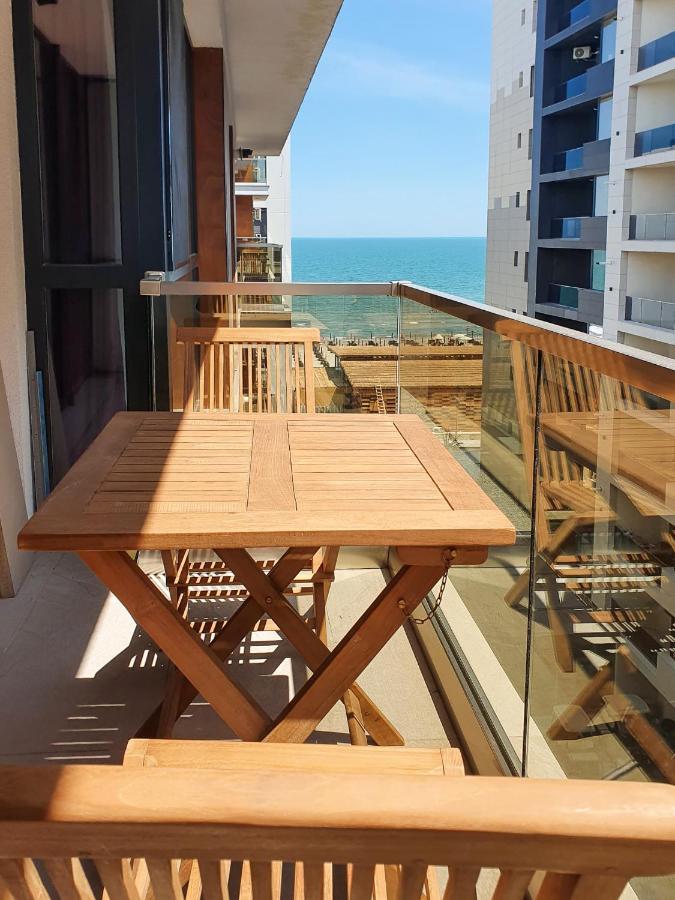 Black Sea Booking - Sky Navodari Ngoại thất bức ảnh