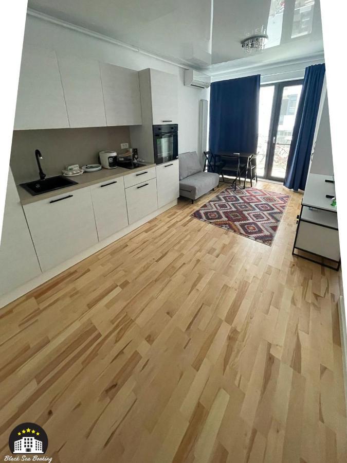 Black Sea Booking - Sky Navodari Ngoại thất bức ảnh