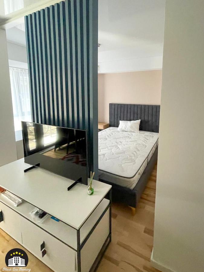Black Sea Booking - Sky Navodari Ngoại thất bức ảnh